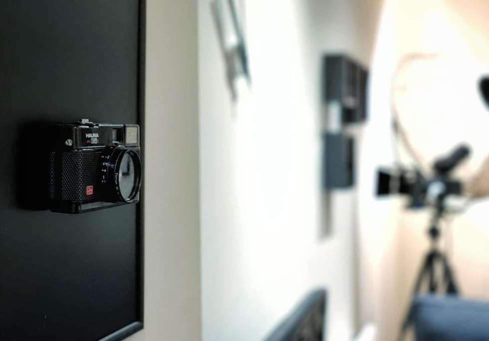 Two Bedroom Luxury Apt With Film Style สวอนซี ภายนอก รูปภาพ